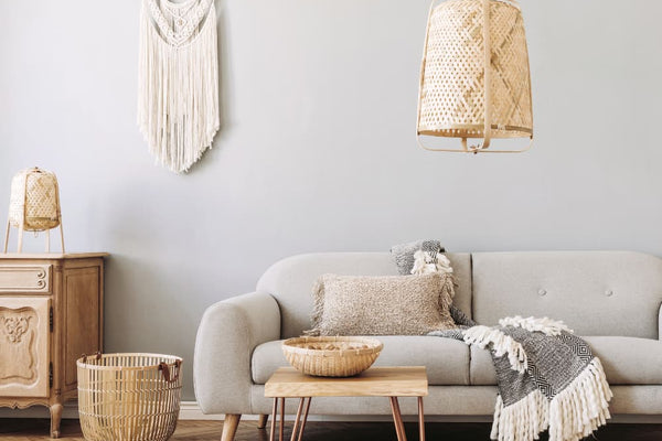 Comment ajouter une touche bohème à votre intérieur avec des objets en bois massif