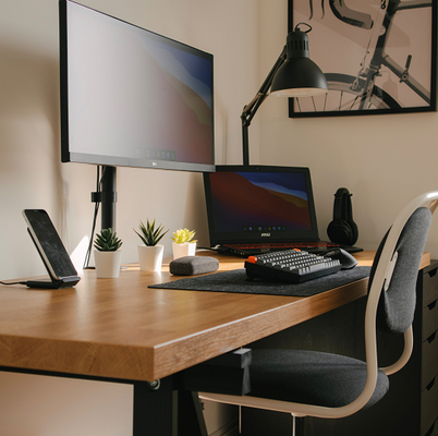 Comment aménager un espace de travail ergonomique à la maison ?