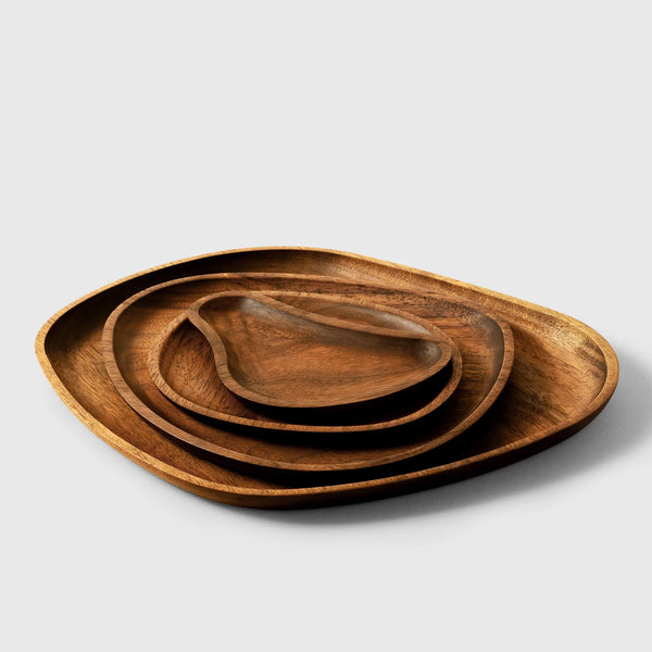 Assortiment d'assiettes - Avec gravure